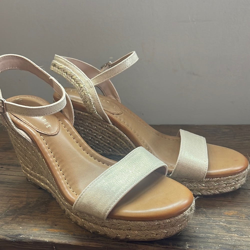 Kelly & Katie wedge sandal